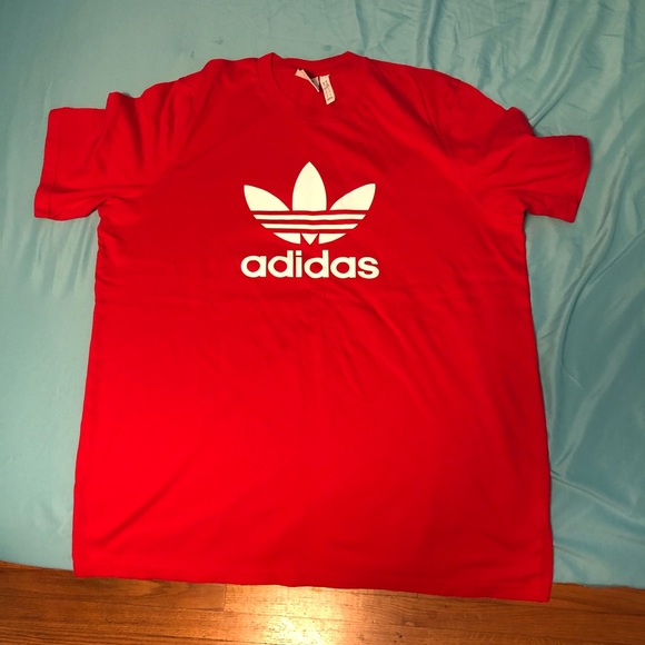 Adidas tee shirt - Picture 1 of 5